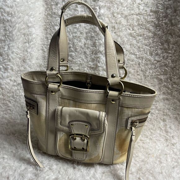 Coach Handbags - COACH LEGACY SIGNATURE CREAM &Beige Canvas Tote #7551 leather trims & Straps.
